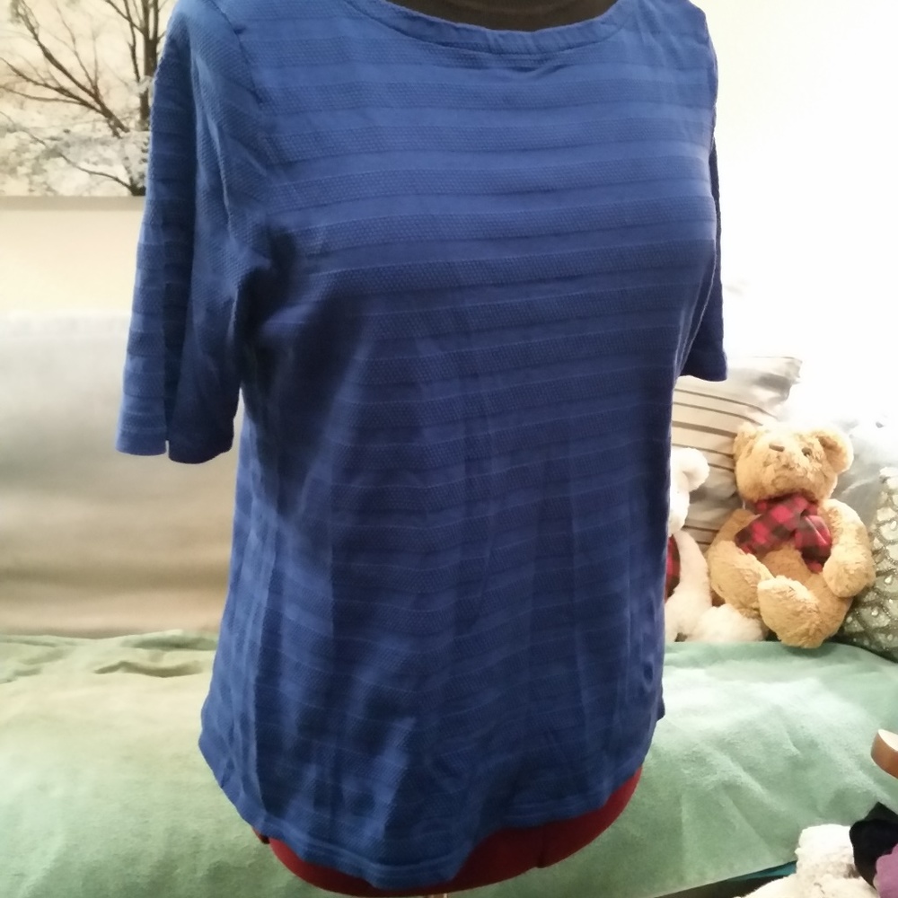 Pretty Charter CLub royal blue t-shirt. XL